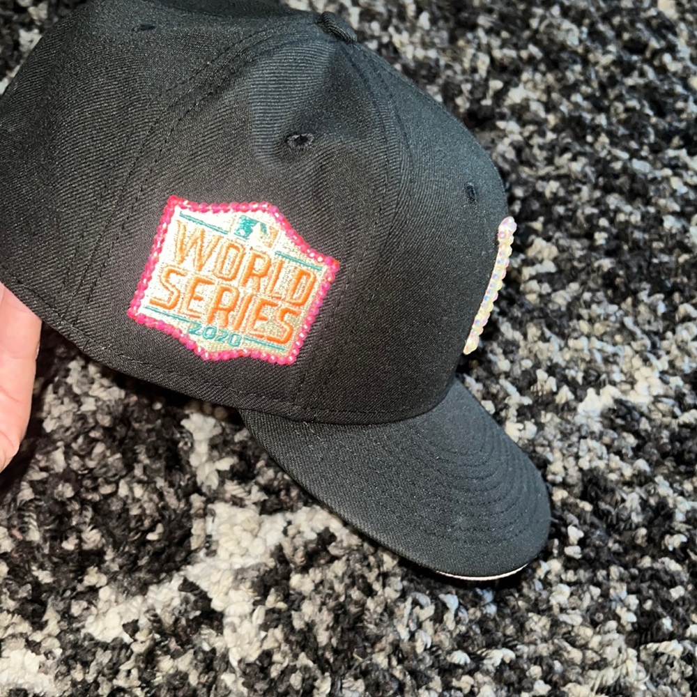 LA fitted hat - Picture 4 of 8